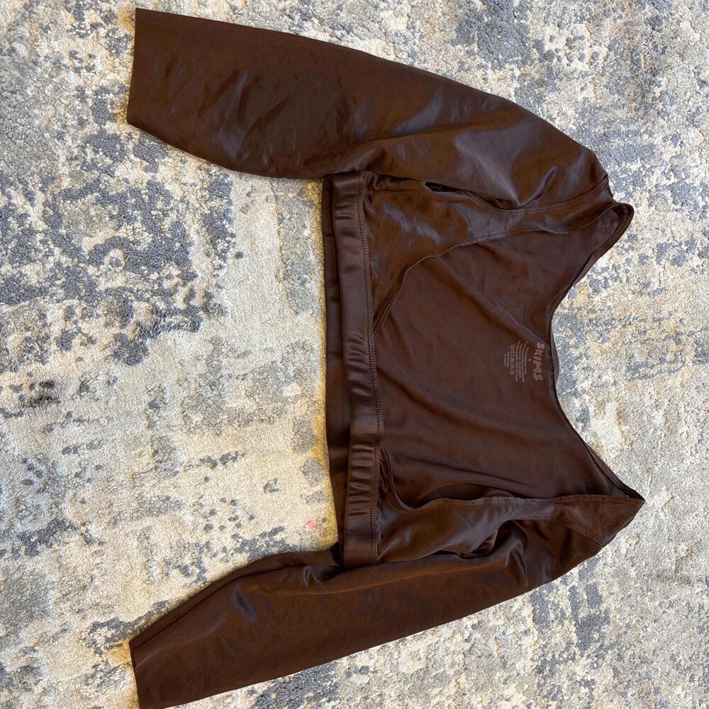 Skims‎ Brown Long arm Sleeve size medium NWOT
